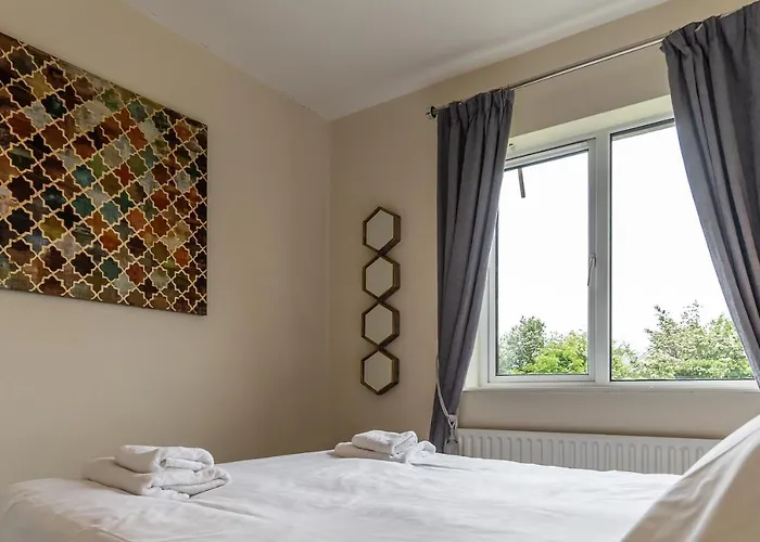 The Hawthorns, By Wild Atlantic Wanderer Apartment